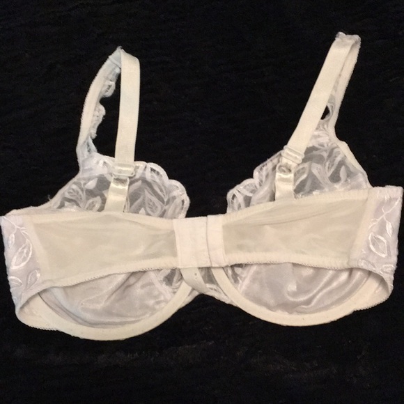 Bra - Picture 3 of 6